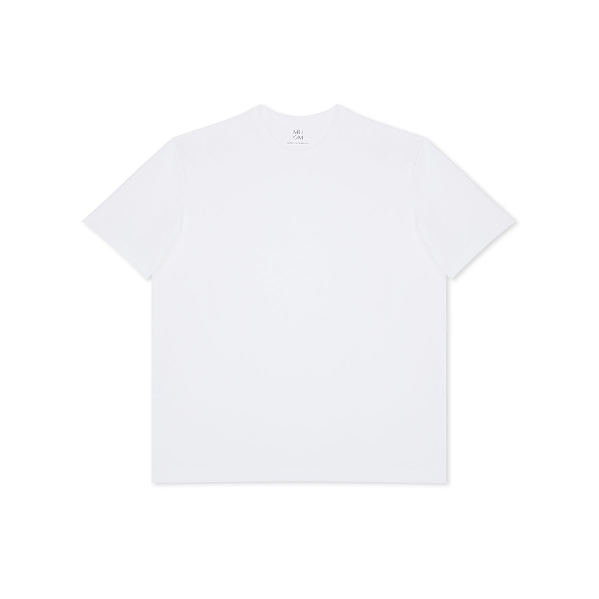 Sehr weißes Schlaf-Shirt